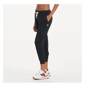 Vuori Size Small Performance Jogger
